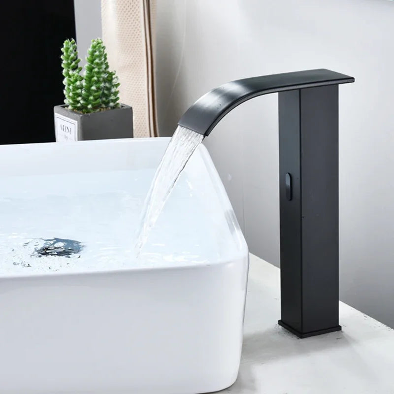 Bakicth preto sensor torneira da bacia do banheiro sensor automático watefall torneira touchless livre toque pia misturador de água quente e fria